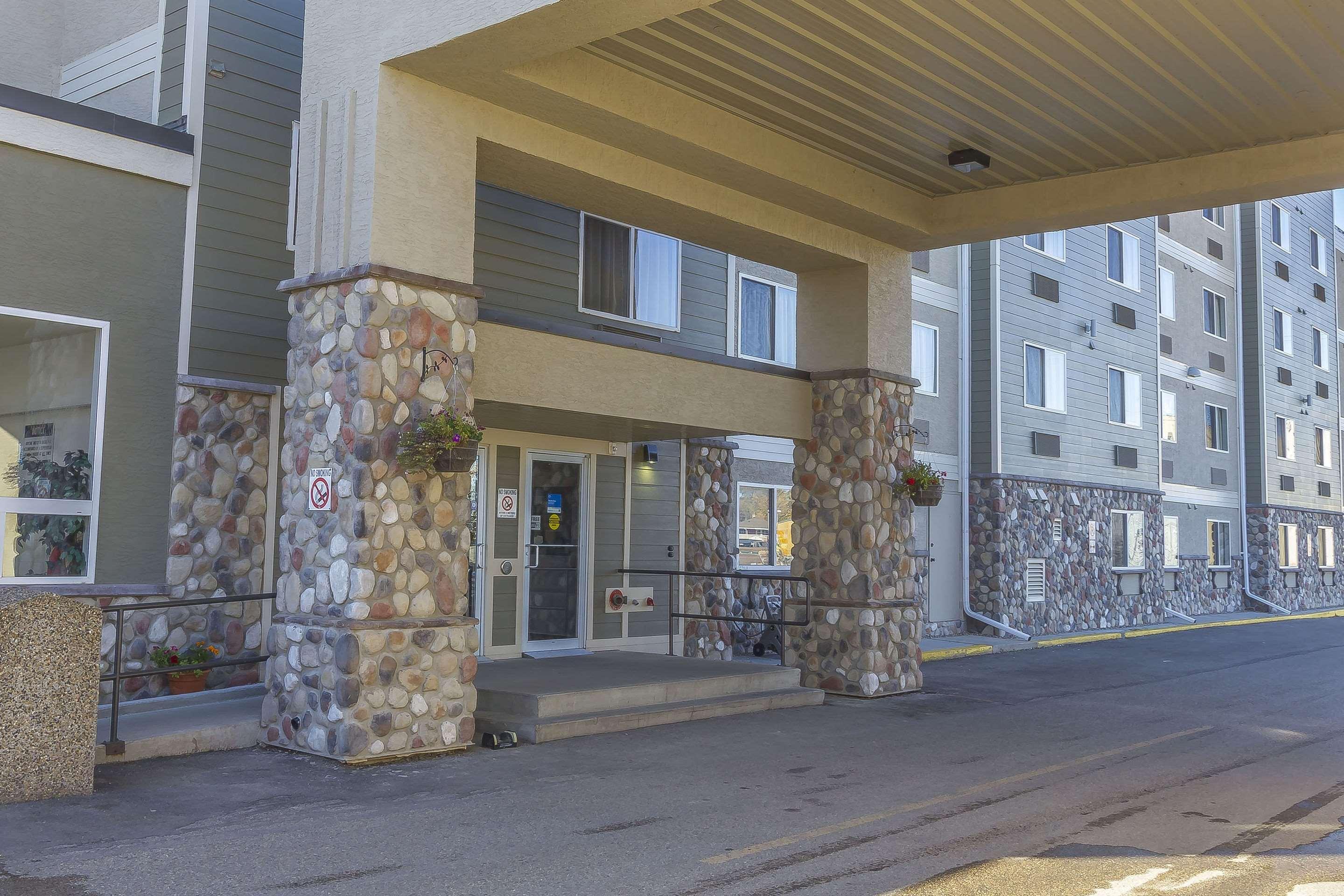 Comfort Inn & Suites Yorkton Exterior photo